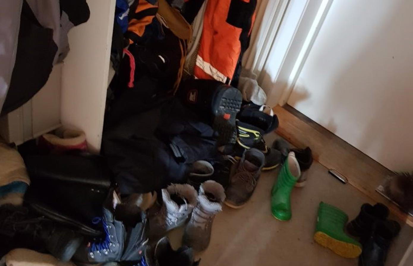 Skodynger i en entre